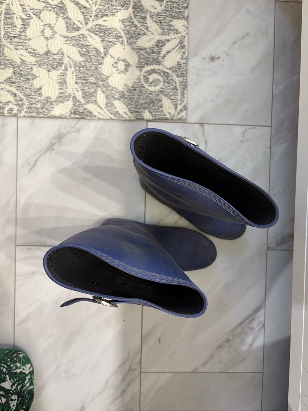 Boots - Not Listed - Picture 3 of 3